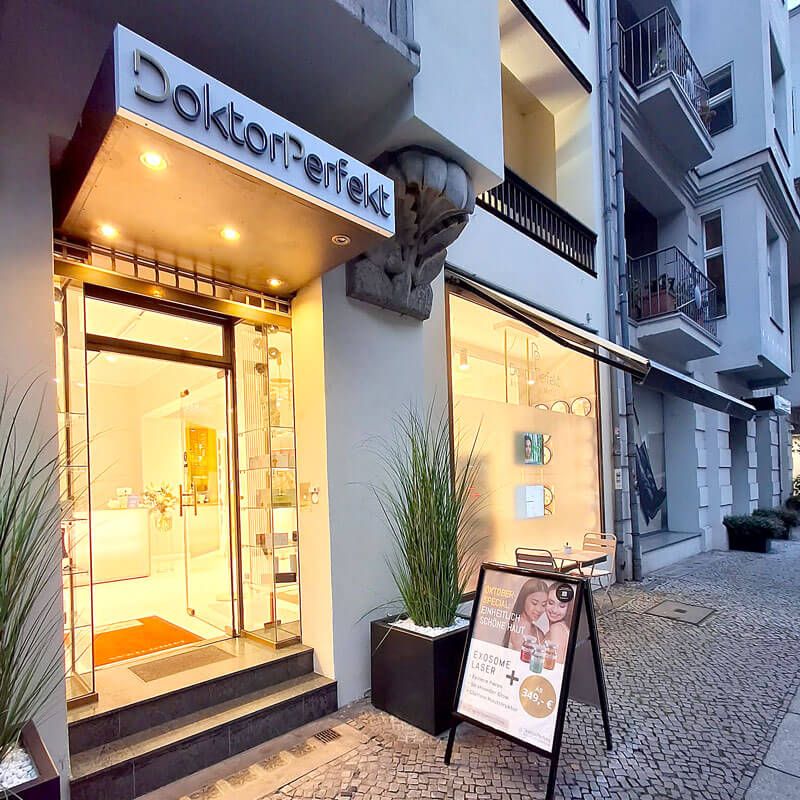 quadrat-800-praxis-eingang-2